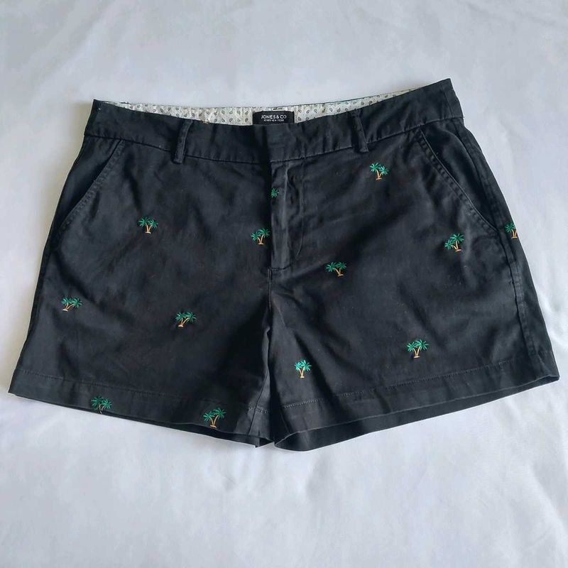 Black Embroidered Palm Tree Sumer Shorts🌴