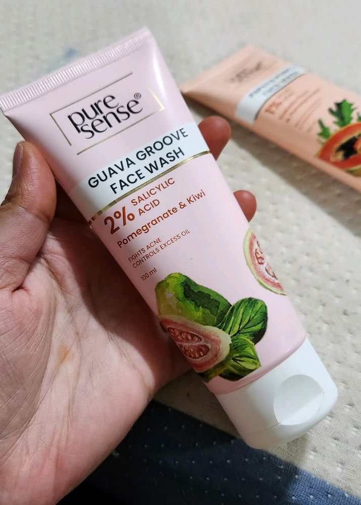 Guava Groove Face Wash