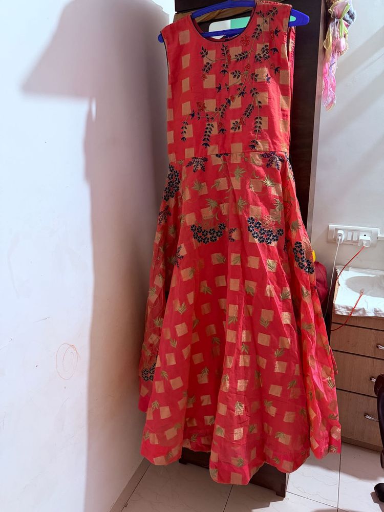 Beautiful Pink Ethnic Gown