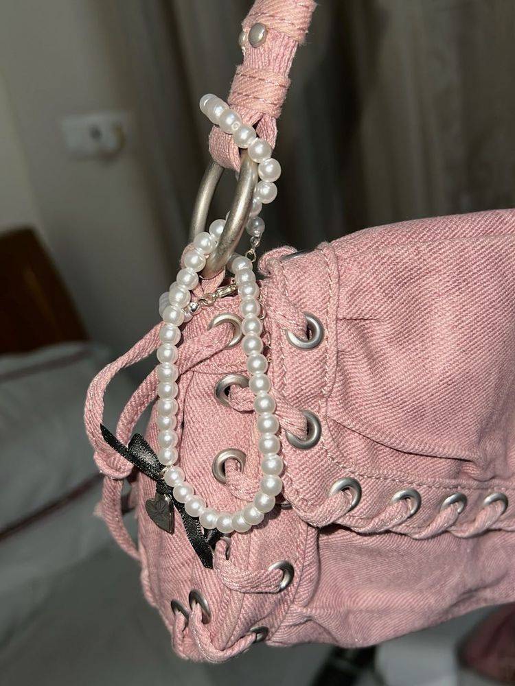H&amp;M Pearl Necklace with Heart Charm