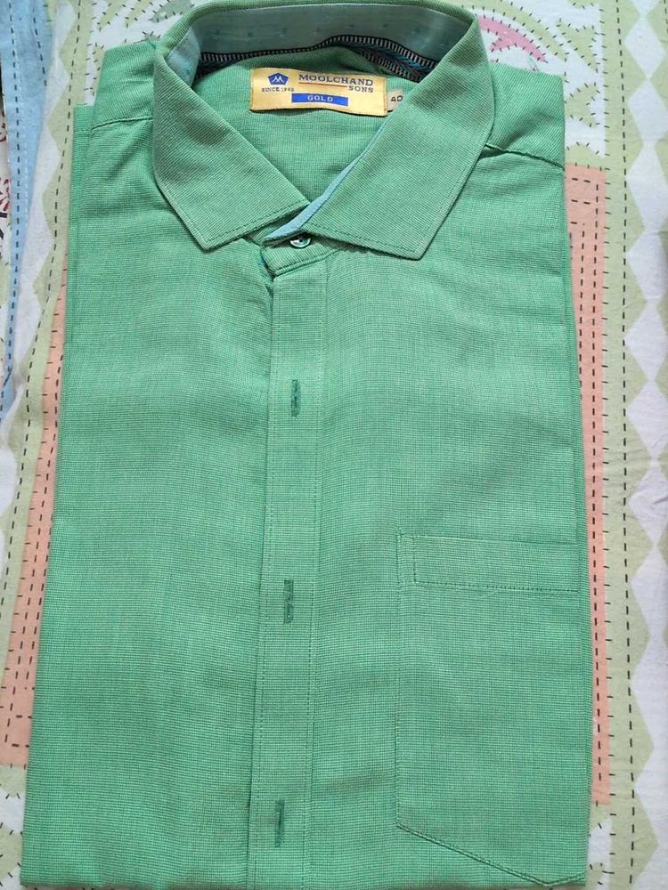 Men's Green Collared Shirt