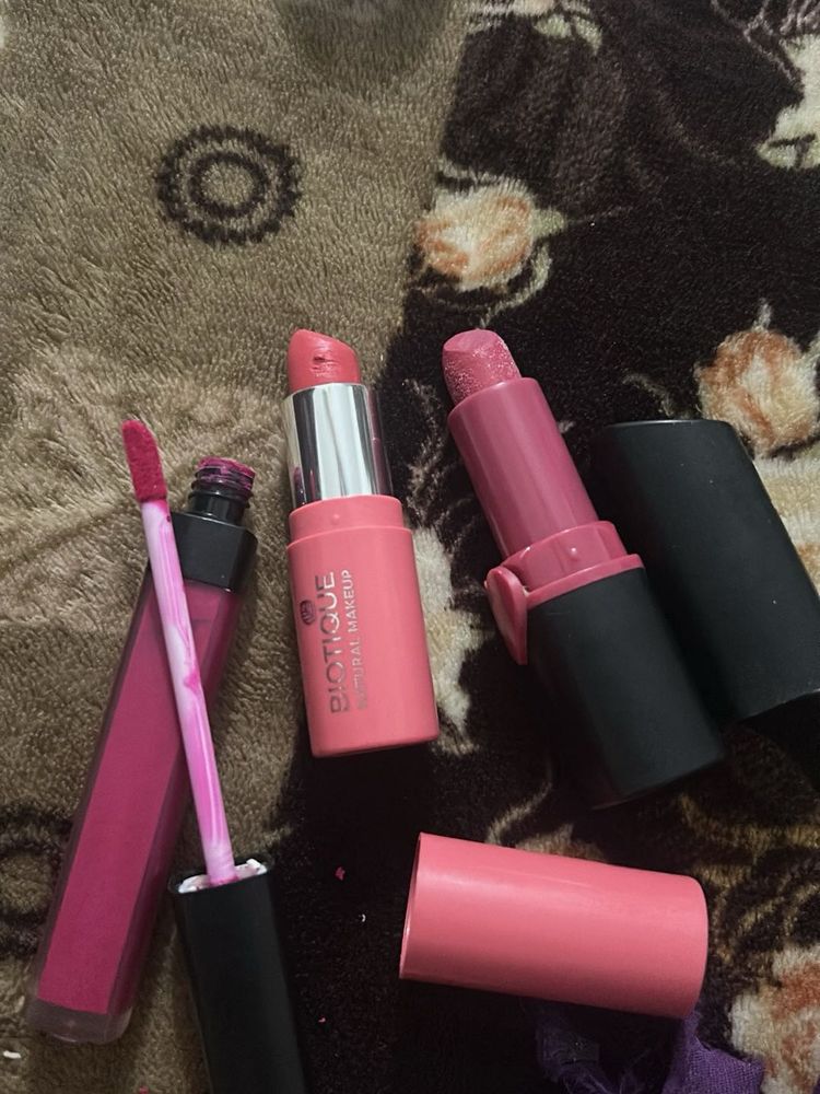 3 Pink Lipsticks and Lip Gloss Set