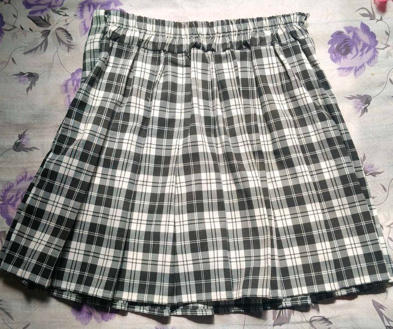 Plaid Pleated Mini Skirt