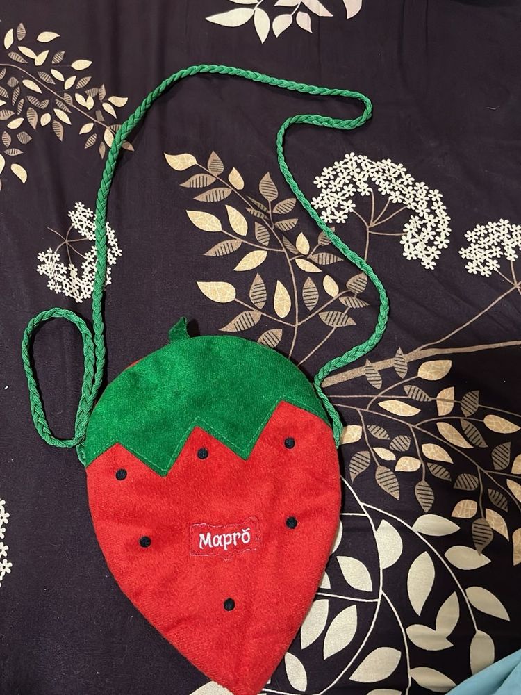 Cute Strawberry Pouch Bag