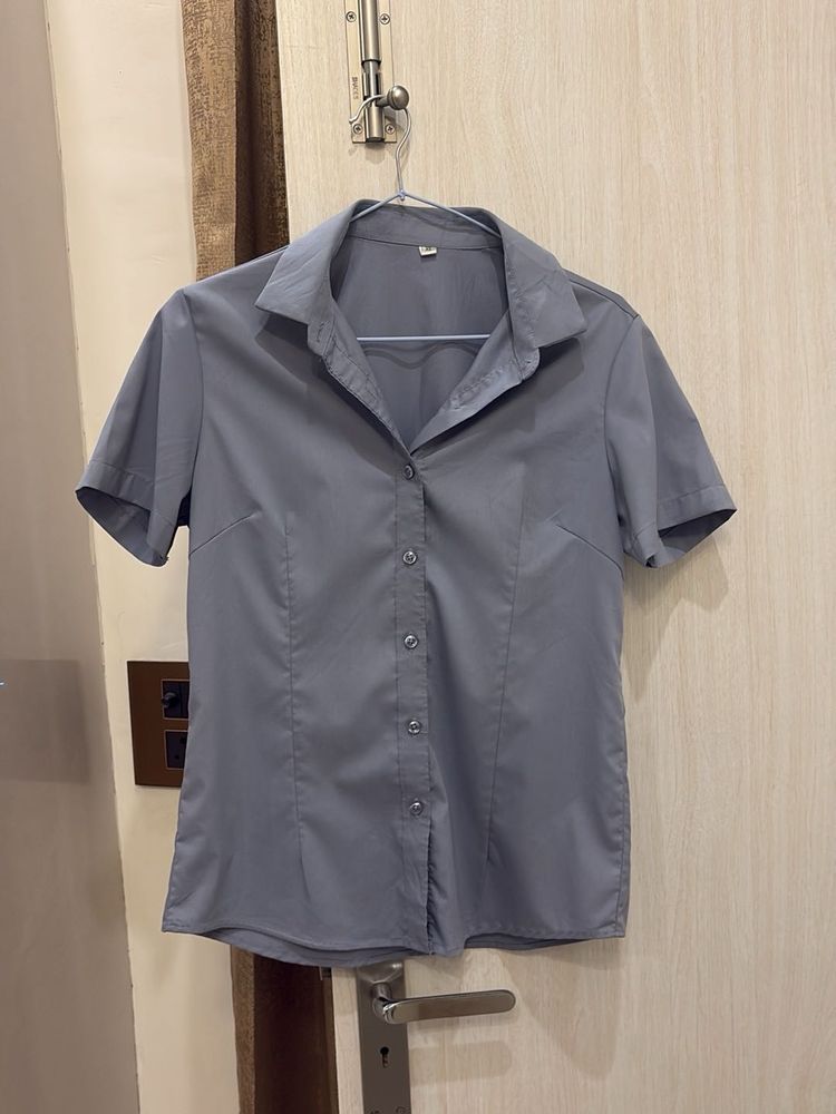 fitted blue shirt