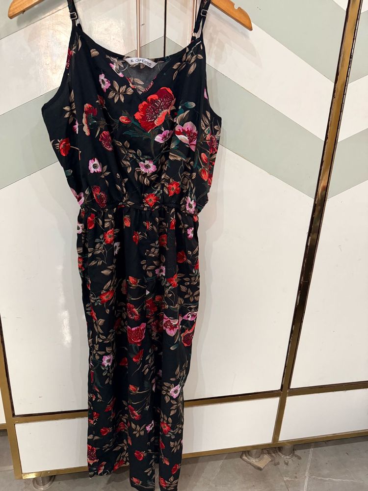 Floral Print Jumpsuit - Effortless Style
