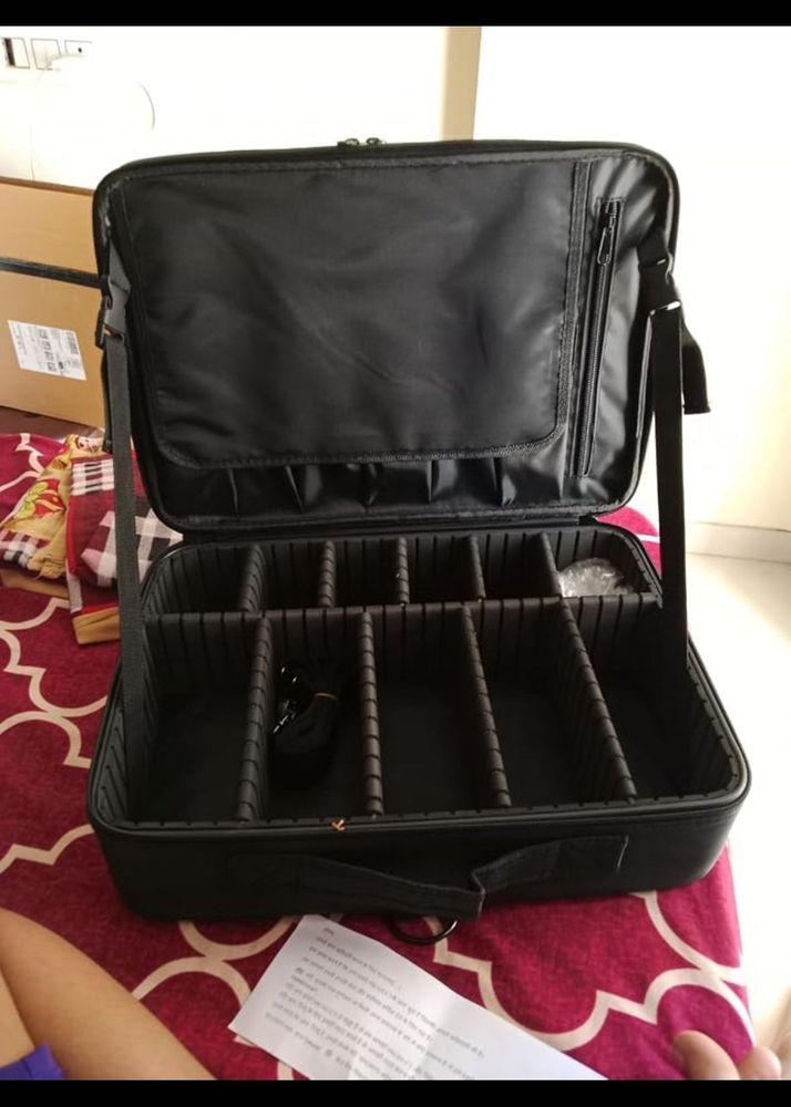Professional Makeup Organizer Bag