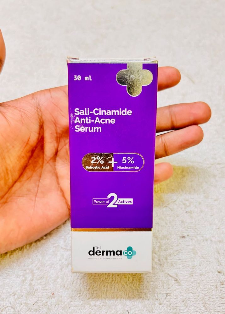 The Derma Co. Serum