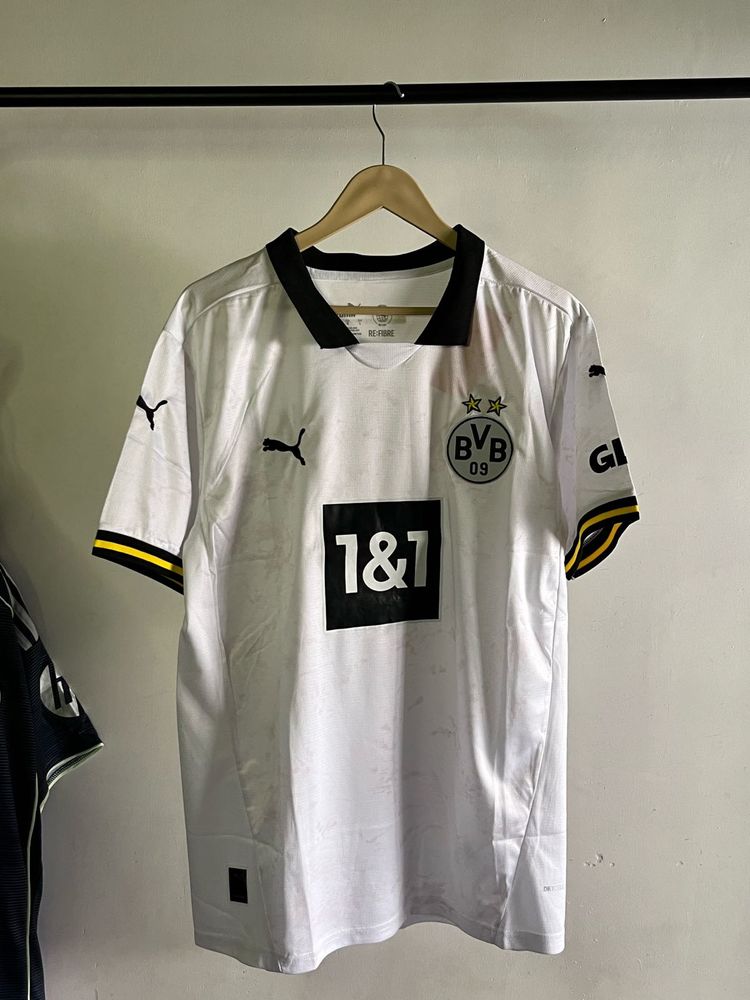 Borussia Dortmund Jersey 24/25 Away