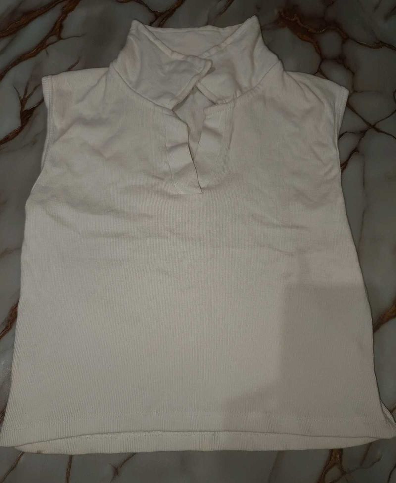 White Sleeveless Collared Top