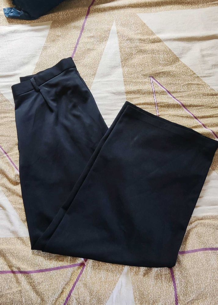 Classic Black Wide-Leg Trousers