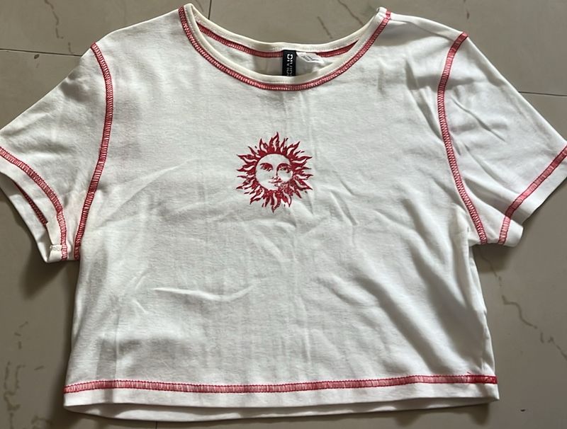 White Crop Top Sun Print