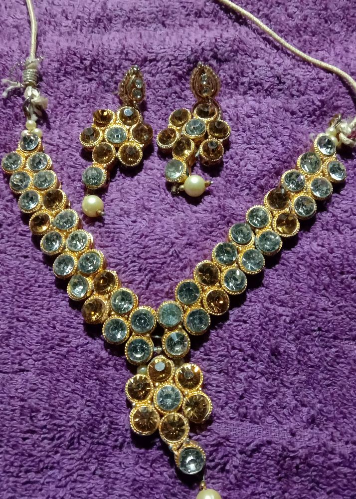 Necklace Set