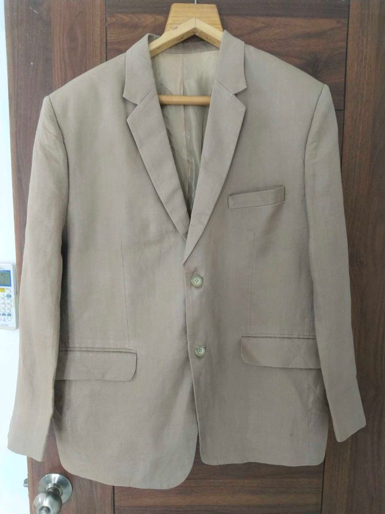 Classic Men's Beige Blazer