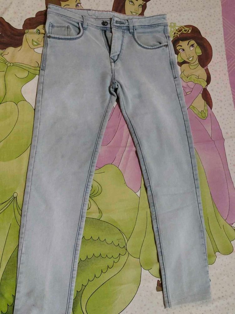 Light Wash Denim Jeans
