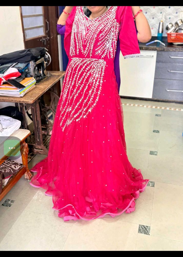 gown