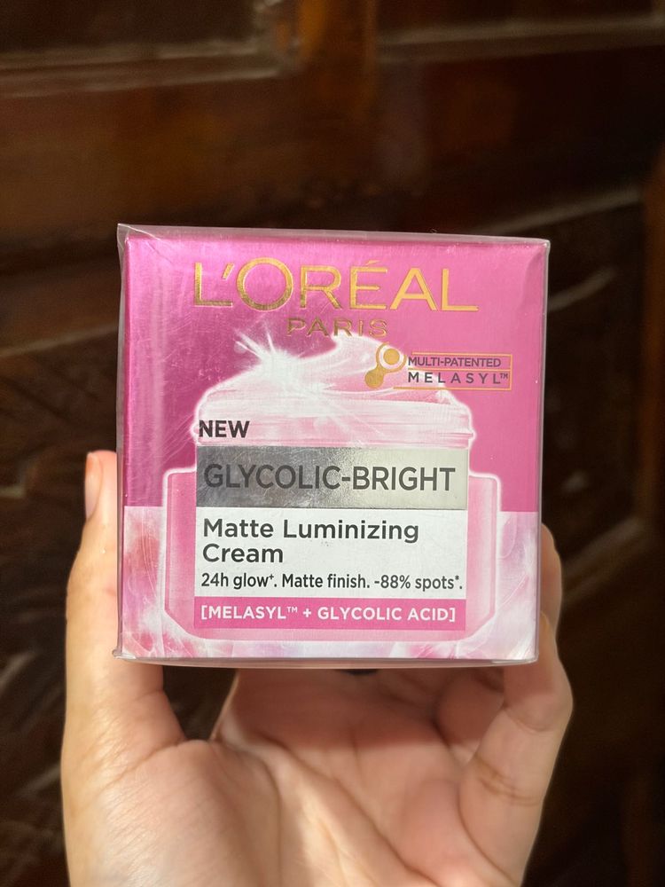 Loreal Glycolic Bright Matte Luminizing Cream