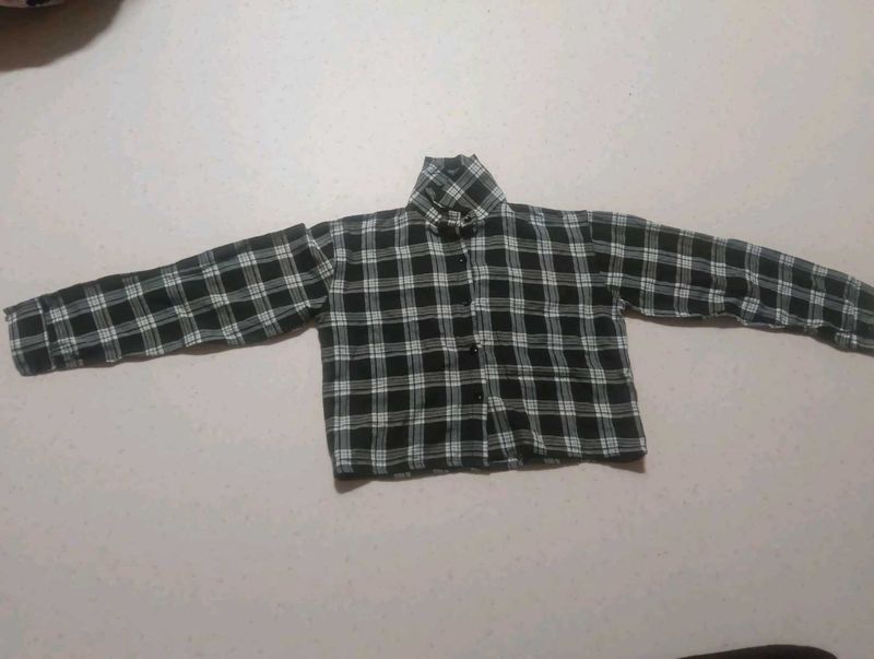 checkboard cropeed tshirt