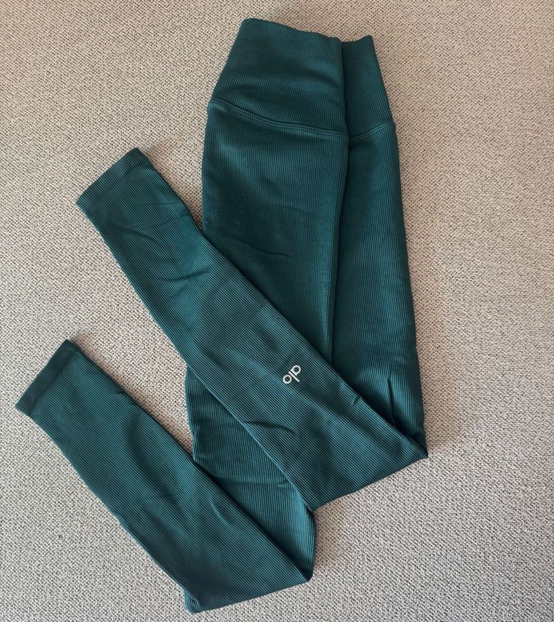 Alo Ribbed High-Waist Leggings
