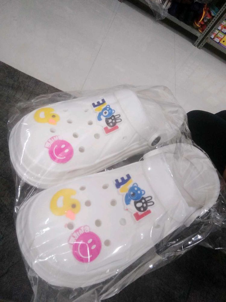 Girls' White Clogs with Charms