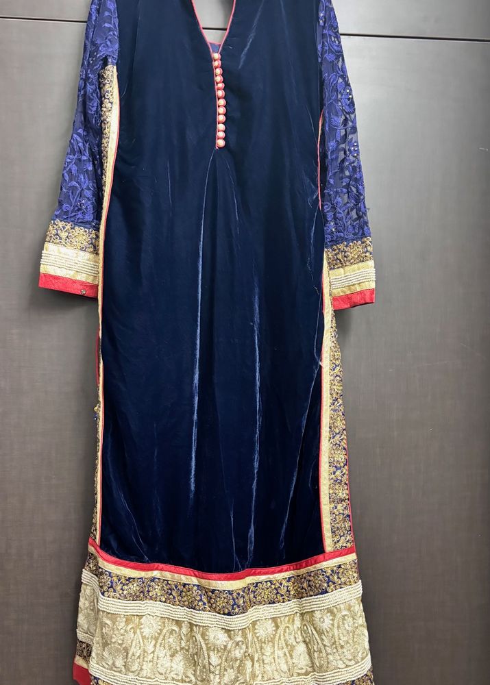 Elegant Navy Blue Velvet Kurta
