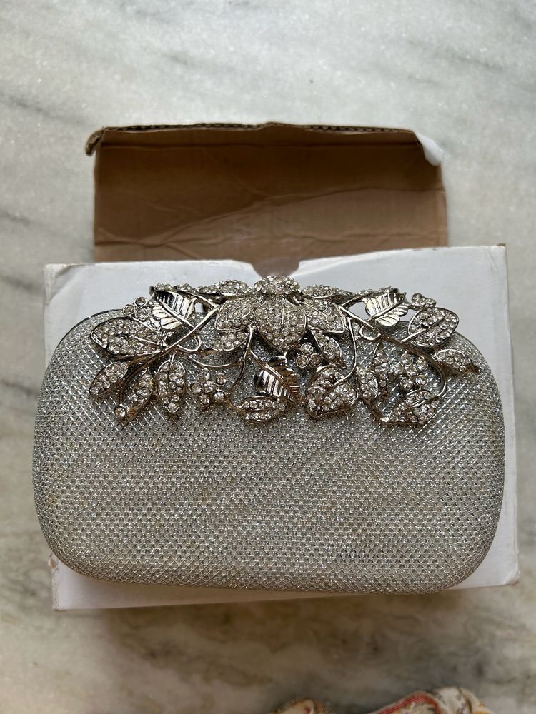 Royal Clutch