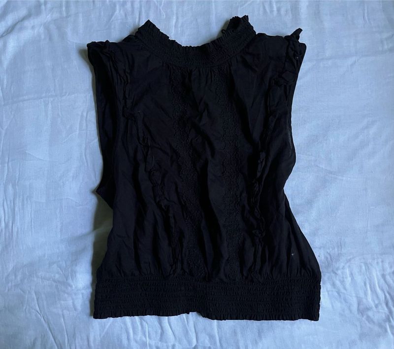 Black Sleeveless Top