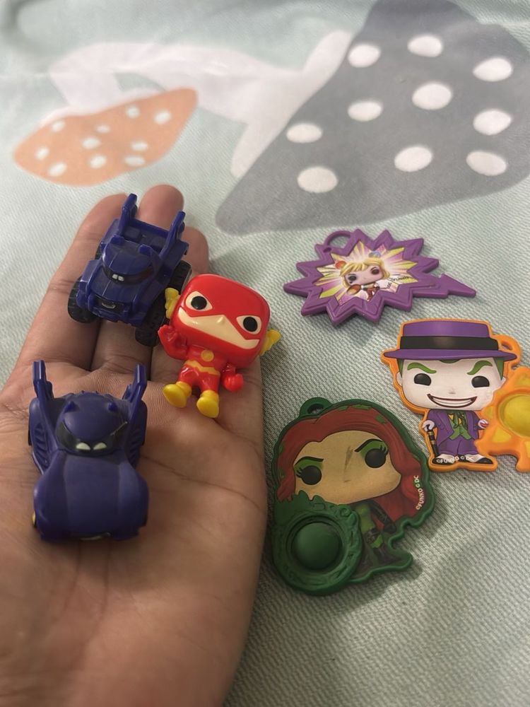 Kinder Joy-Batman Edition
