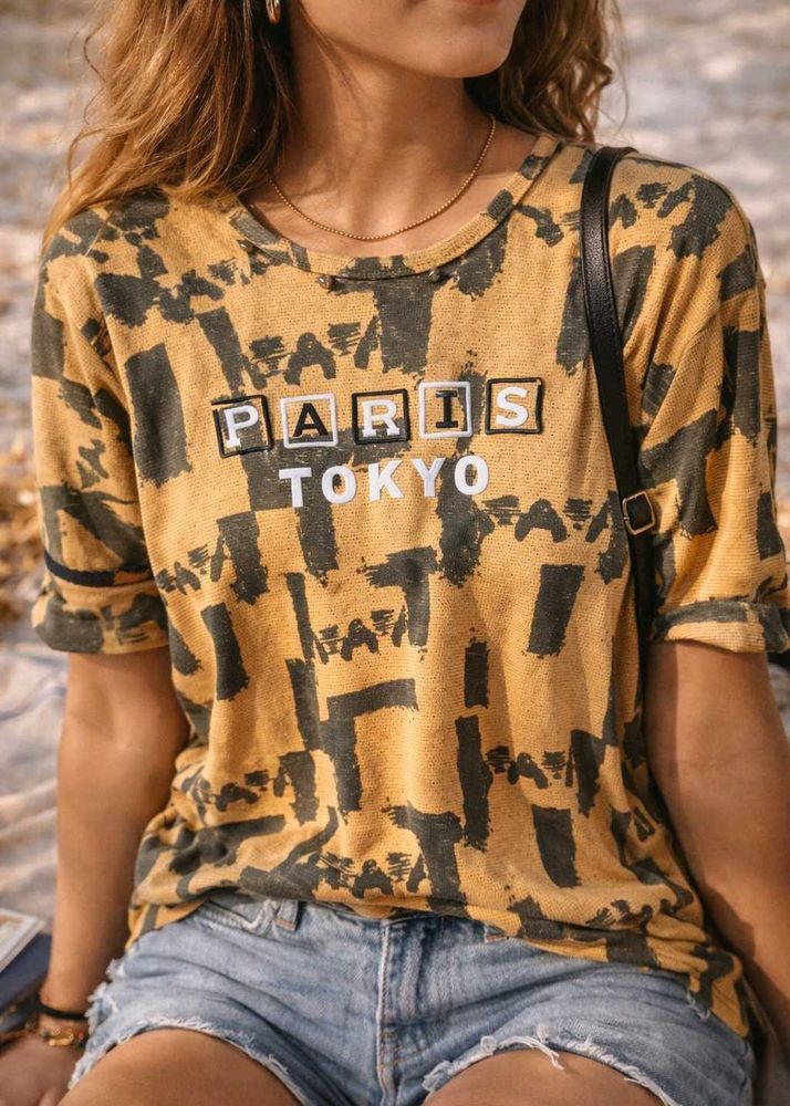 New Pinterest Graphic Print T-Shirt Paris Tokyo