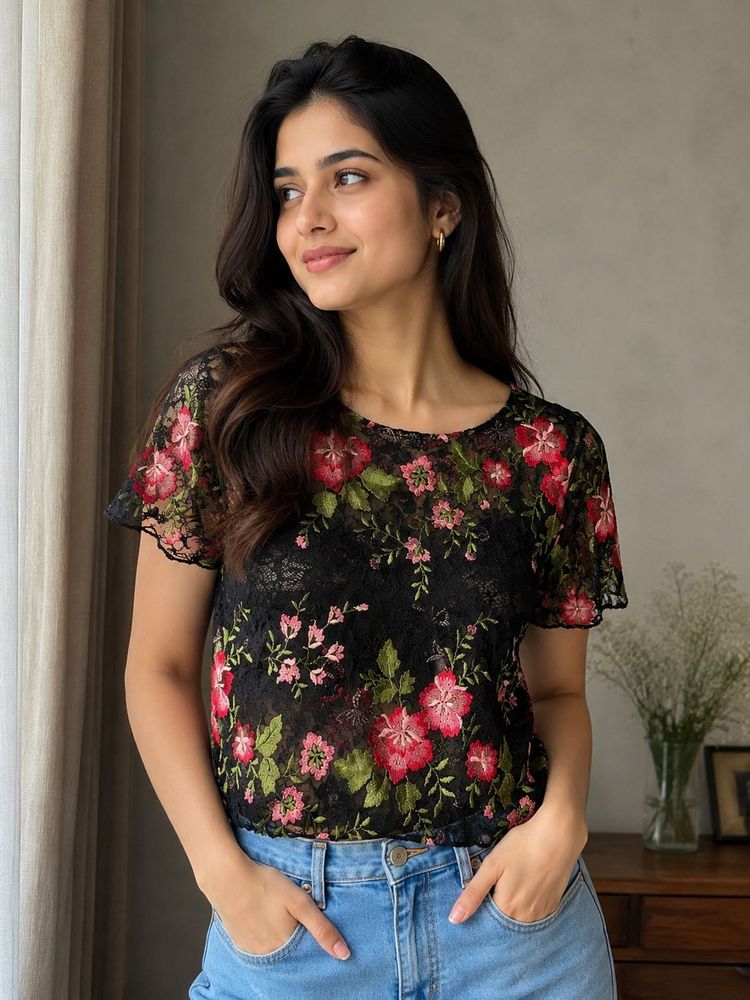 Chic Floral Lace Top