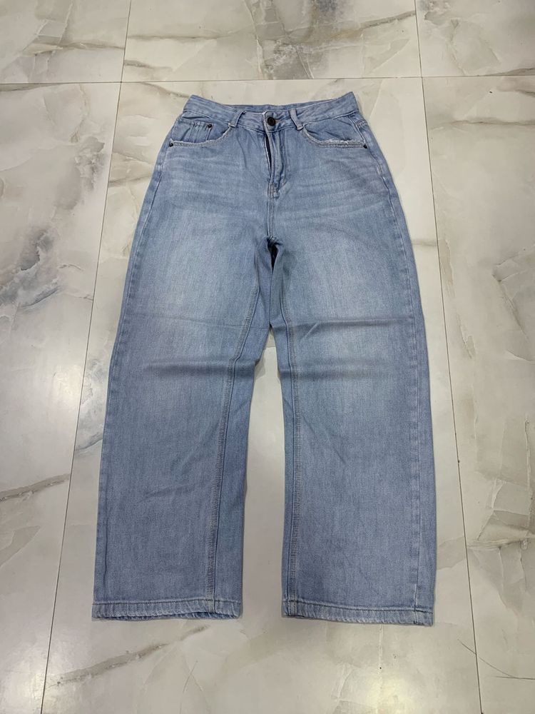 unisex baggy jeans