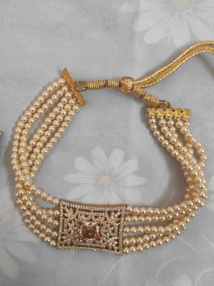 Elegant Pearl Necklace Set