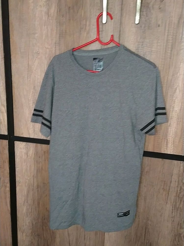 Men Gray T-shirt