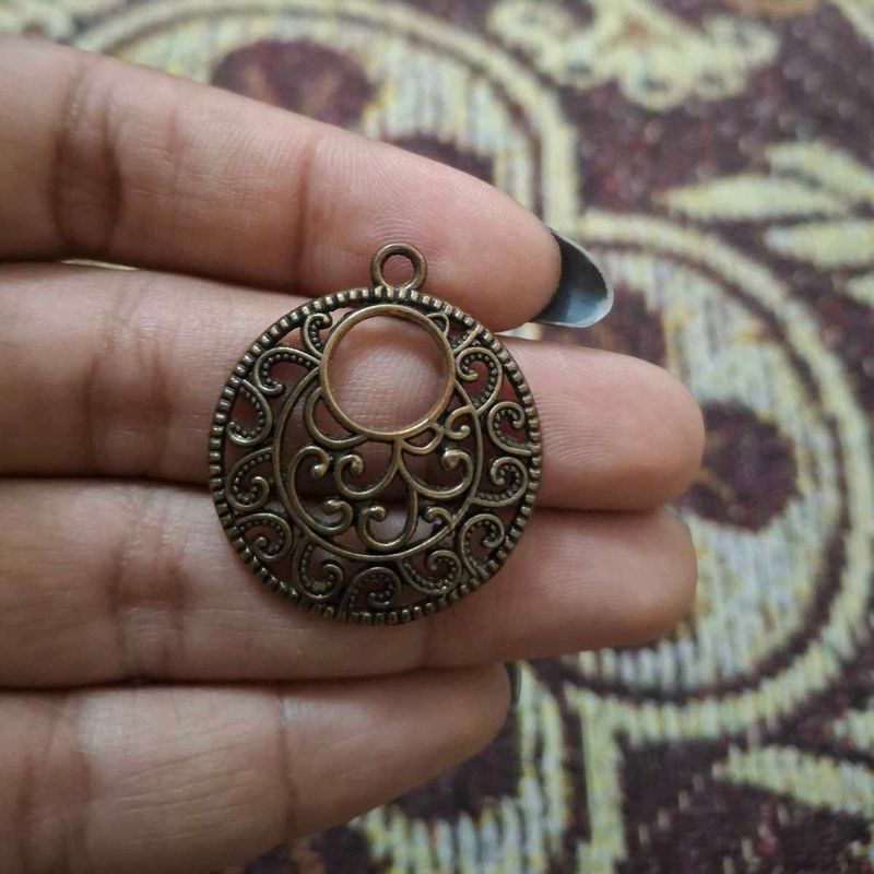 Ornate Round Pendant Charm