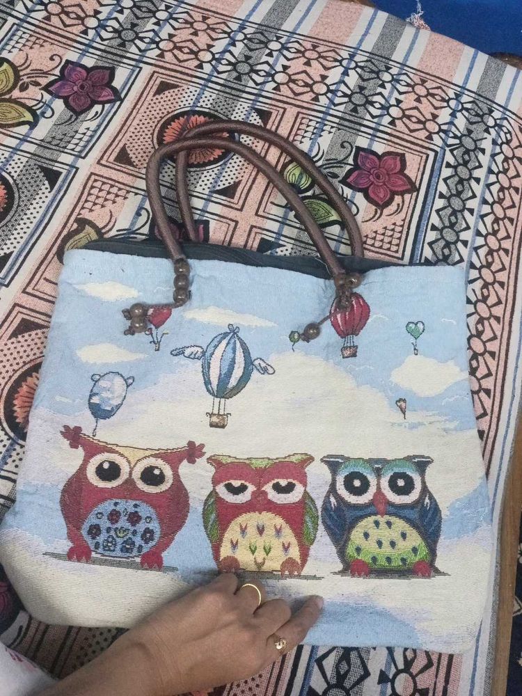 Big Hand Bag