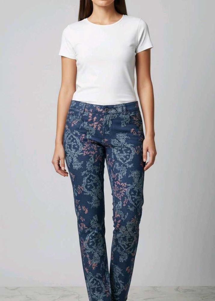 Floral Print Straight denim Pants
