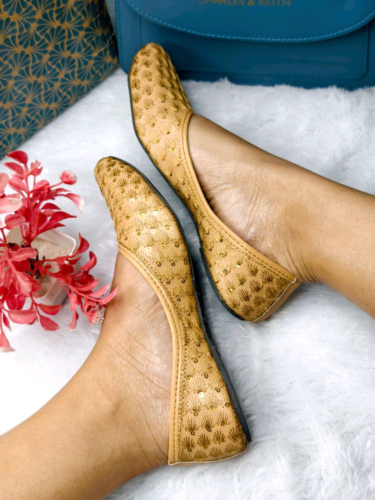 Brand New Embellished Jutti