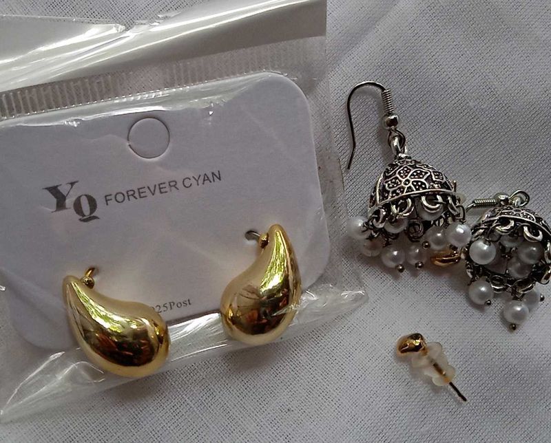 Stylish Gold &amp; Silver Pearl Earrings