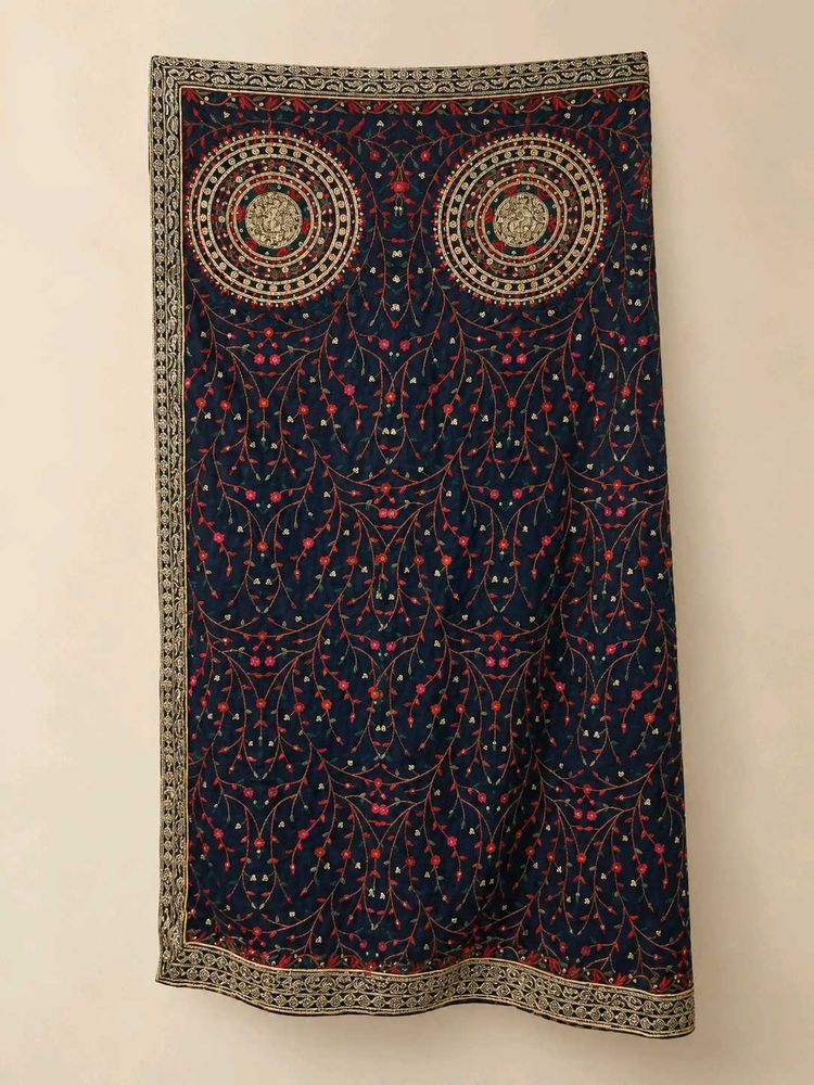 Royal kashmiri thread and sequence work duptta