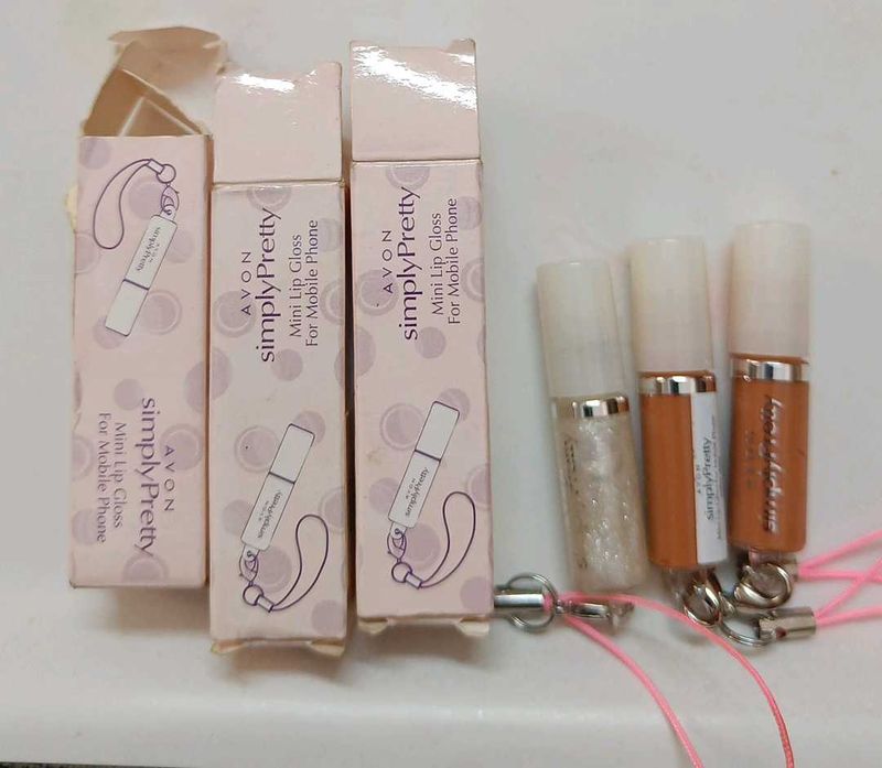 Avon Brand New Mini Lip Gloss Bundle With Box