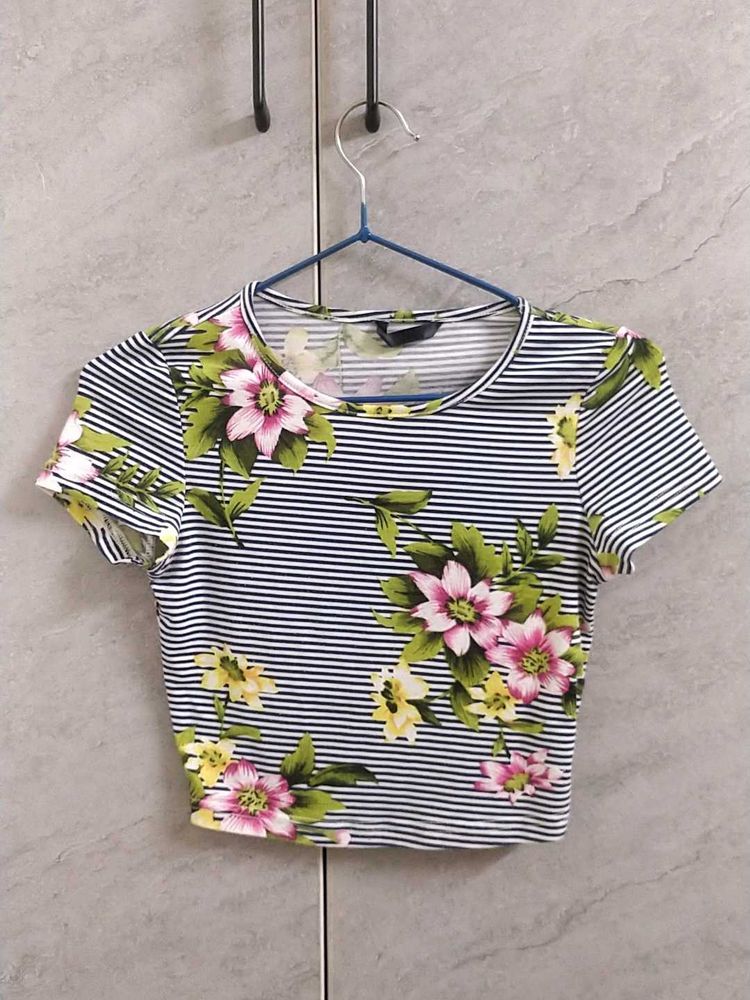 floral design crop top