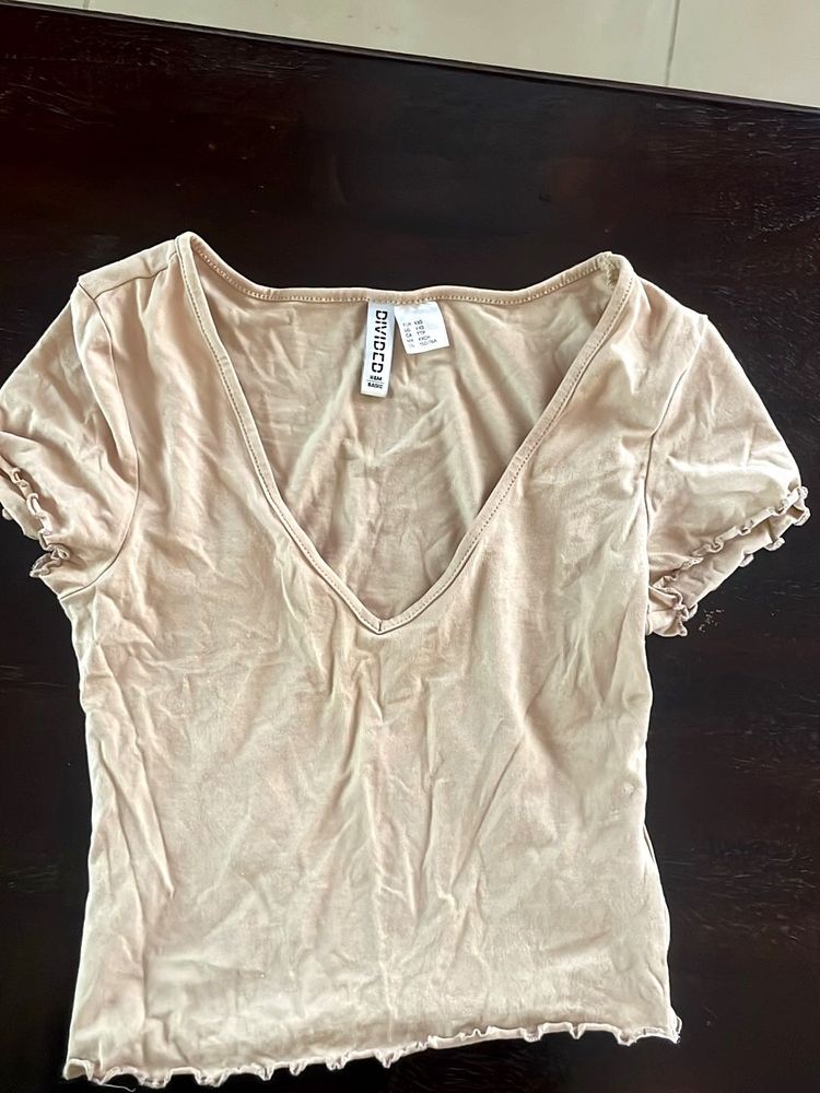 Chic V-Neck Lettuce Hem Top