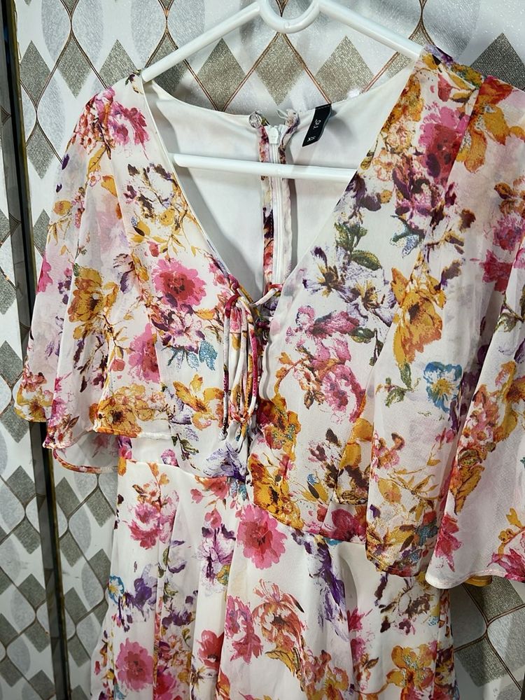Floral Print V-Neck Dress