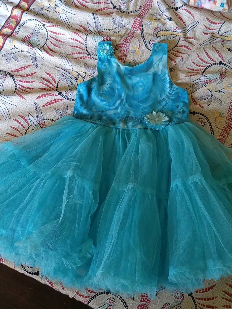 4-6 yrs Beautiful Blue Party wear girls frock