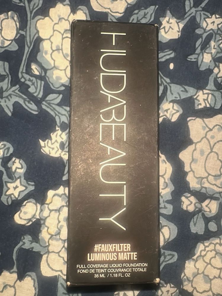 Huda Beauty #FauxFilter Foundation