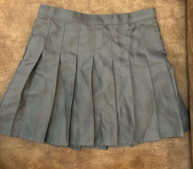 ᯓ★ y2k Pleated Office Siren Grey skirt