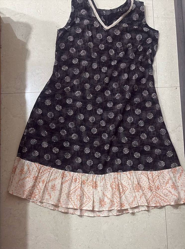 Black Floral Print Sleeveless Dress