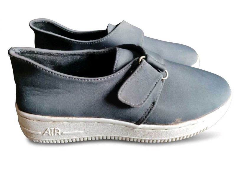 Comfortable Grey Casual Shoes