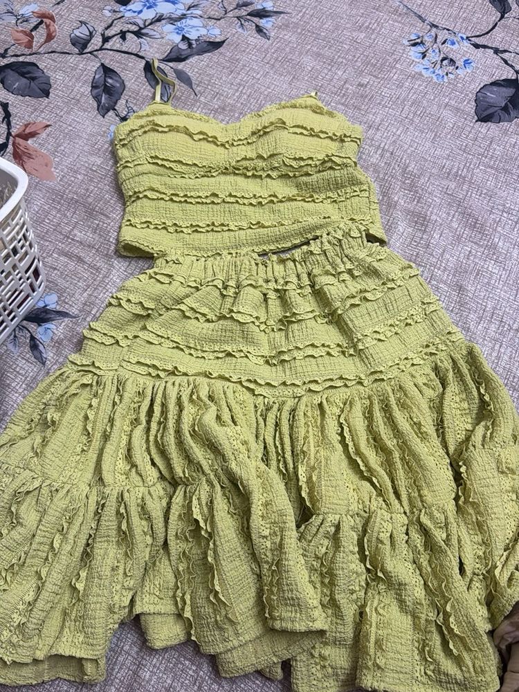 Chic Ruffled Lime Green coord