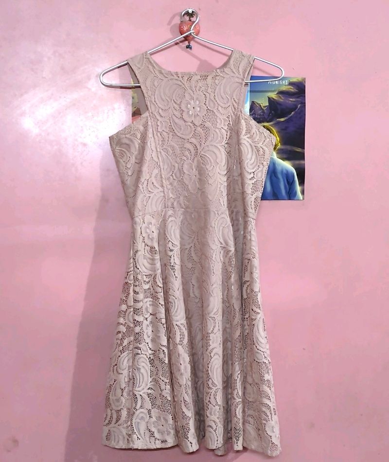 Beautiful Lace Dress!